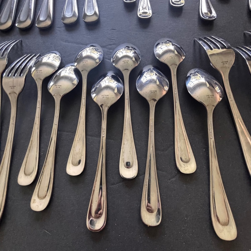 Oneida Stainless Flatware SATIN SAND DUNE 40 Pc Service for 8 Excellent - Picture 10 of 16